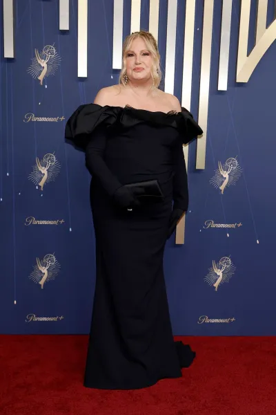 Дженнифер Кулидж